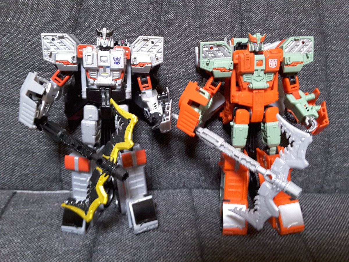 Tf Tf トランスフォーマー大好き No Twitter メガエンプレスとパイラマグナ 消防車にパーツ付けるのはメガエンプレスの設定ですが 揃えてみました メガトロン好きなのでこのメガエンプレス目当てで買った部分が大きいです 女性化プロール頭部が女性化マスター