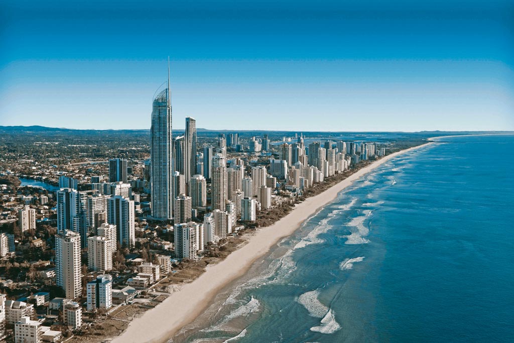 Madam_Zo_Zo's tweet image. A guide to "The Goldie" for first time international visitors wanting a local experience #travel #GoldCoast #australiahttps://buff.ly/2FOOJQ1