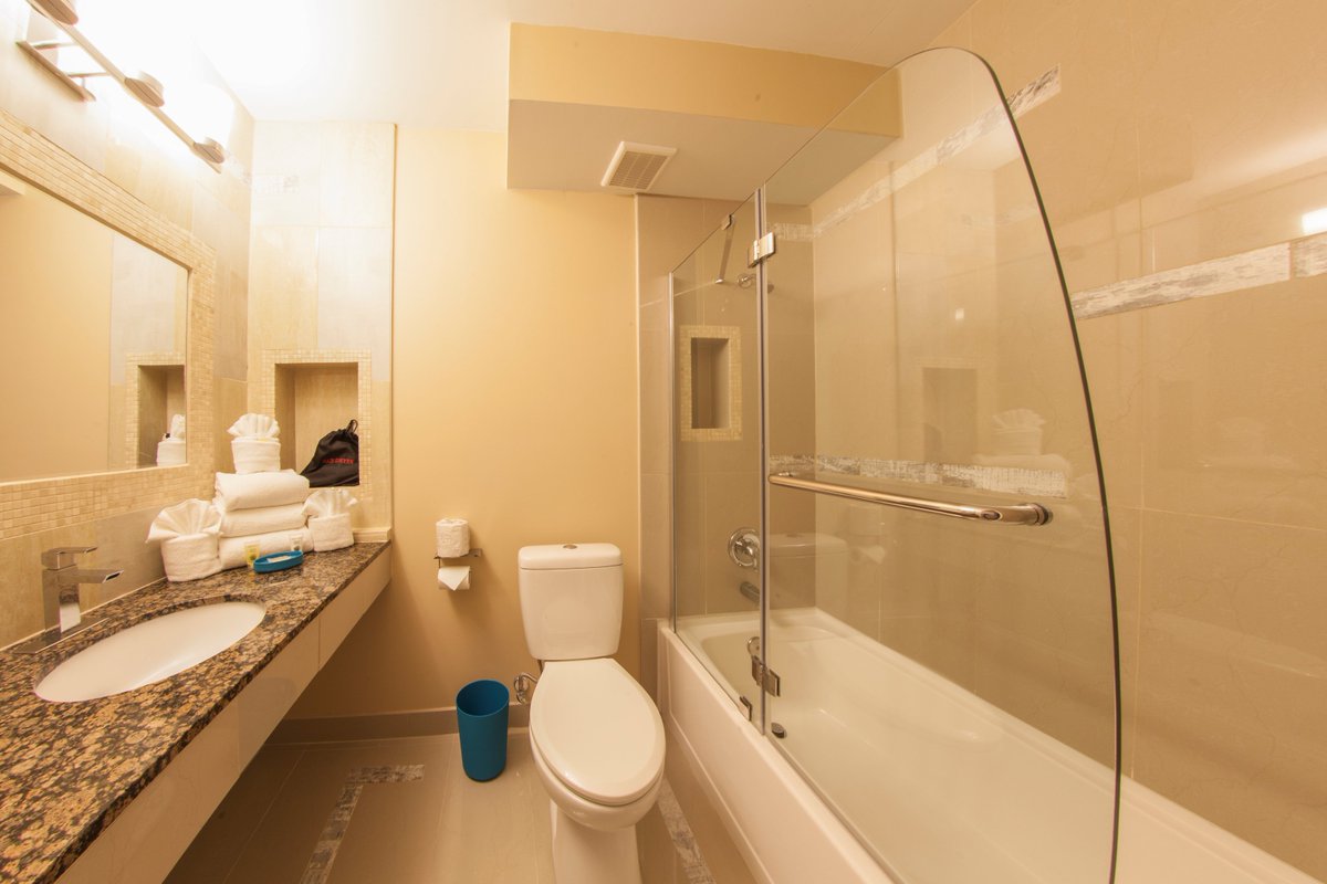 HotelTucson_CC's tweet photo. COME ENJOY ONE OF OUR NEWLY RENOVATED ROOMS https://t.co/tP2Cmeh4Sv