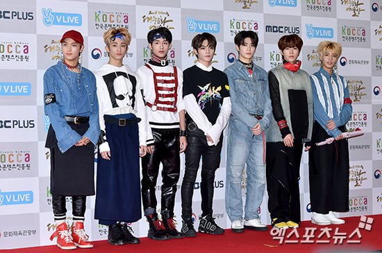 дуња on Twitter: "7. Nct 127 (Firetruck era) - chokers, tight pants and big  jewellery everywhere - a lot of long skirts - this era's fashion was  actually really hated on basically