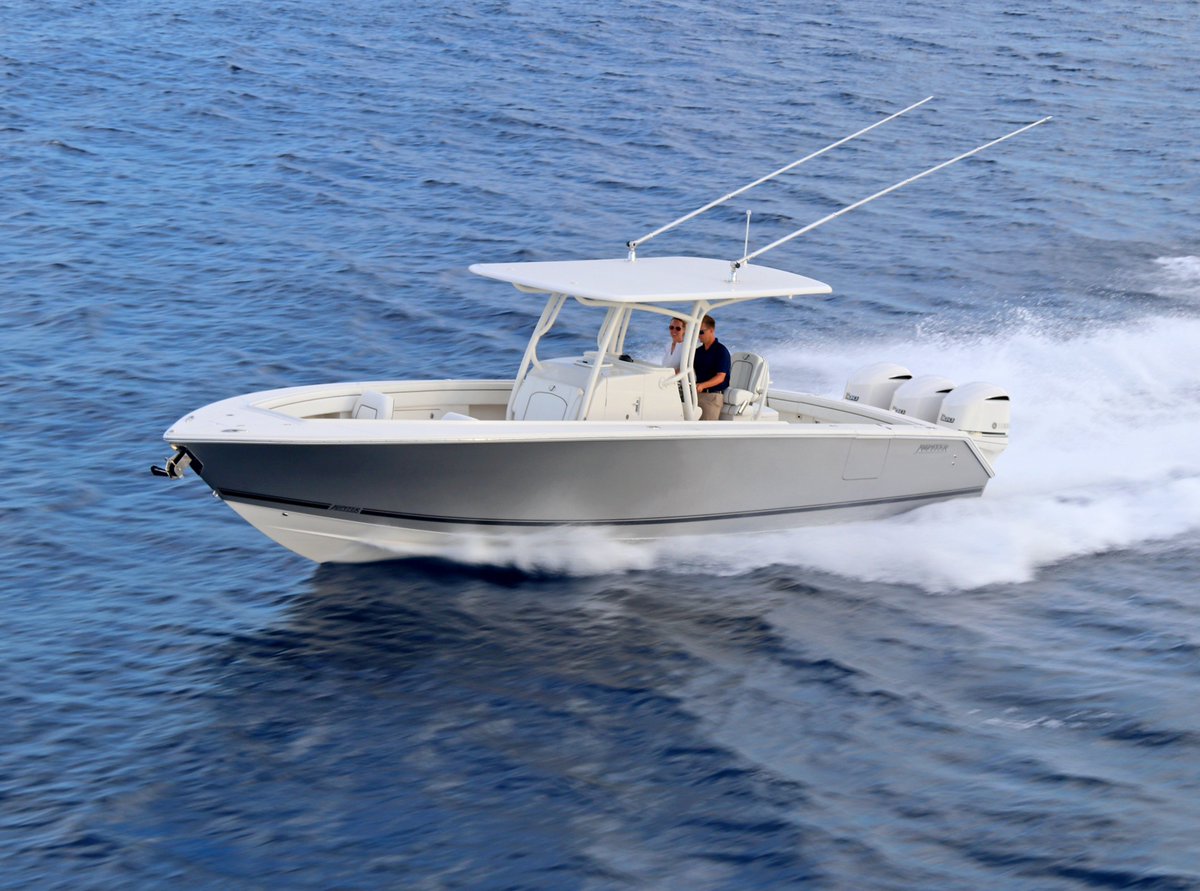 JupiterMarine's tweet image. Who&apos;s ready to #StepAboardaJupiter?! Join our good friends @atlanticmarine this weekend - August 17th through 19th - at the #OrlandoBoatShow where a NEW 2019 #Jupiter34 HFS will be be on display &amp;amp; beaming bright!! 
.
#JupLife #JupiterBoats #anglerschoice #headturner #dockgoals