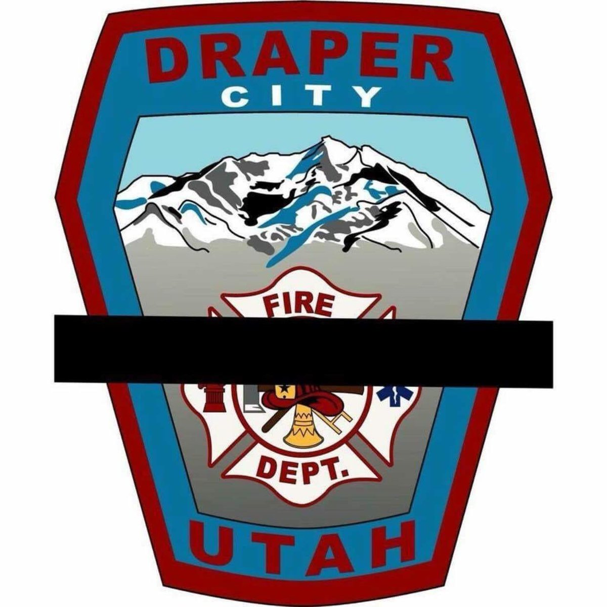 ChiefMikeBrown's tweet photo. Our hearts are with #DraperCityFire department who lost a true #hero while fighting the #MendocinoComplexFire. https://t.co/jAyXH8ZXMk