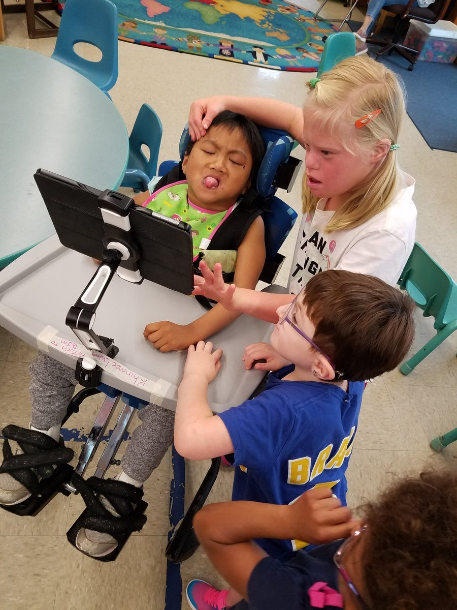 HeatherTechTST's tweet image. #projectinnovation #creatingcommunity and exploring CS, ASL, and technology while focusing on #mindfulness