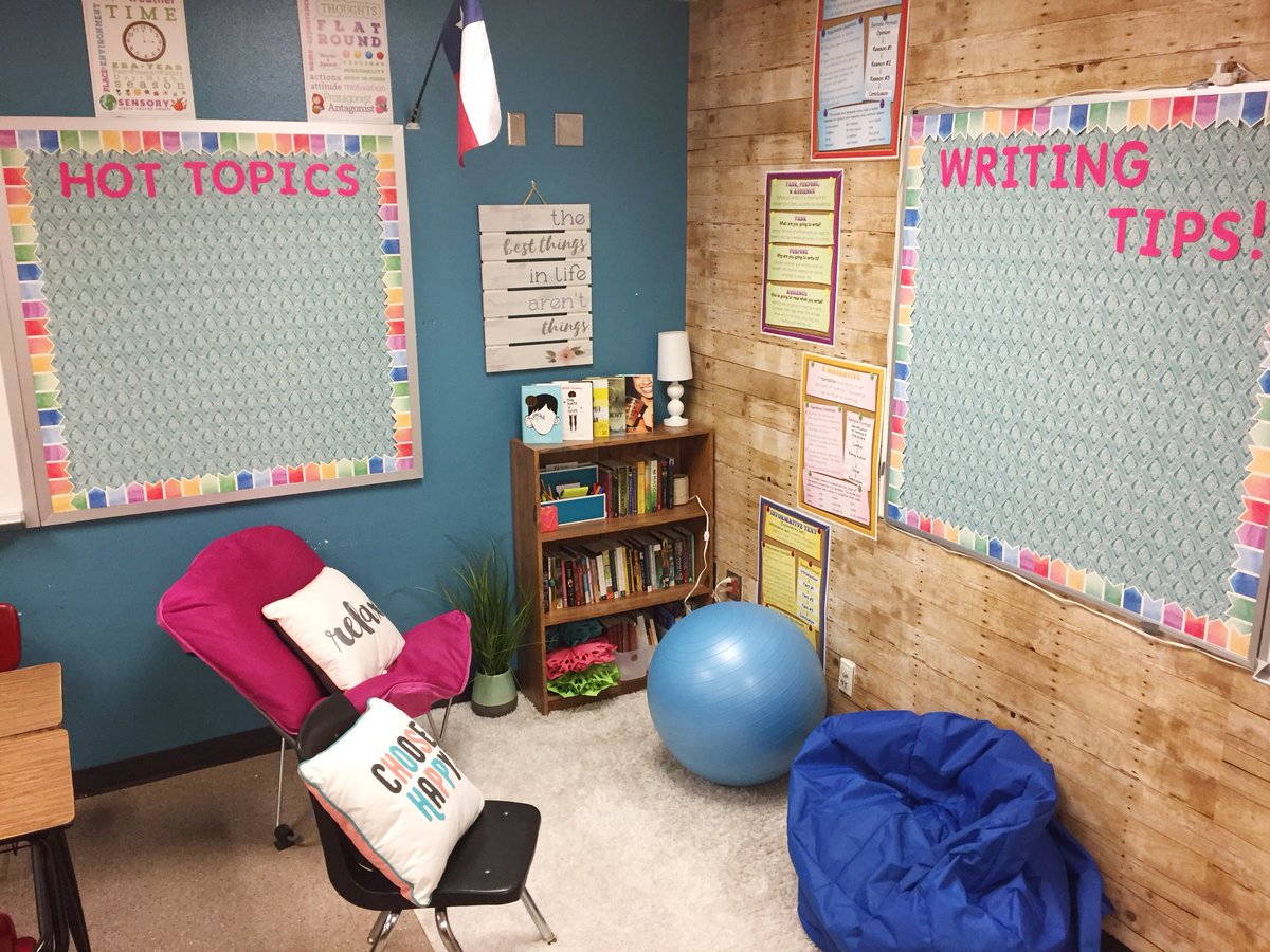 sheridandotsc's tweet image. They say, “home is where the heart is”...well, my home is at Cross Timbers Middle School!! Officially done with my first classroom!! Ready to meet my 8th ELA kiddos!!❤️📝 #GCISD #flexibleseating #studentautonomy #ELA