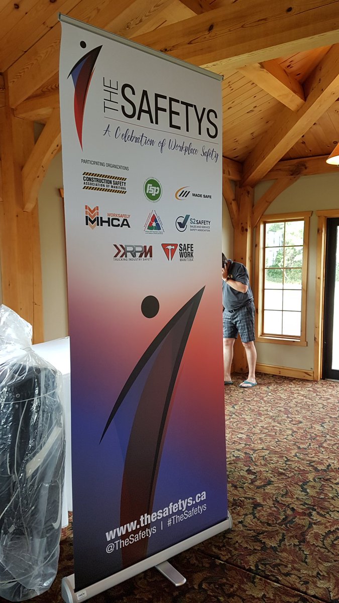 TheSafetys's tweet photo. Who's your golf tourney decorator @CSAM_Manitoba ? We love the banner 😉 #TheSafetys #CSAMClassic2018 https://t.co/XsLXSngnOd