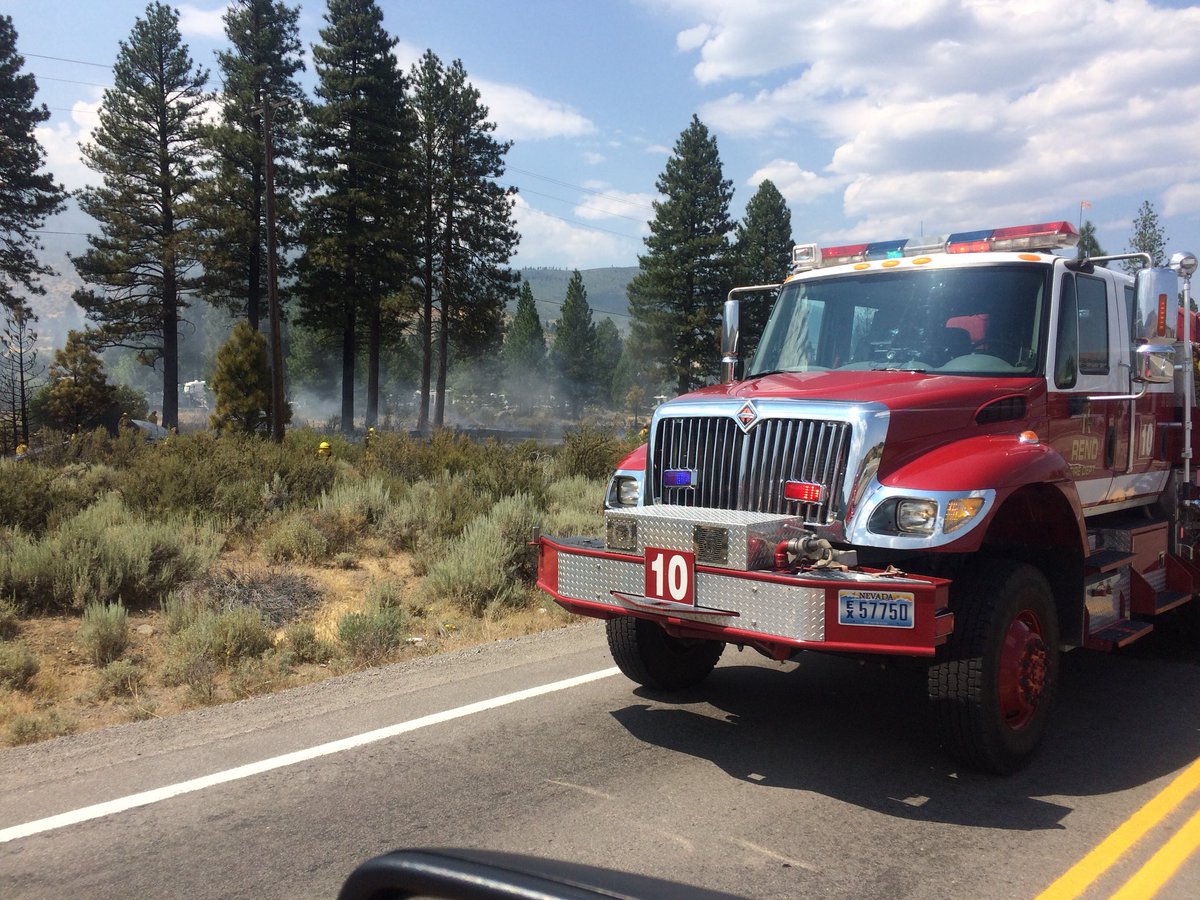 ChiefDave_RFD's tweet image. More scenes from the Gold Ranch Fire. Great job on fire attack to protect our citizens and property. Thank you @TMFPD #AutomaticAid
