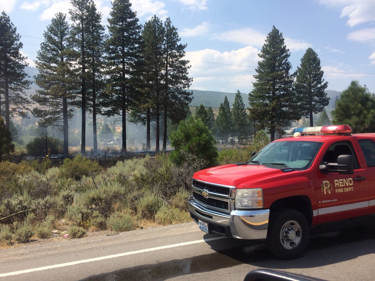 ChiefDave_RFD's tweet image. More scenes from the Gold Ranch Fire. Great job on fire attack to protect our citizens and property. Thank you @TMFPD #AutomaticAid