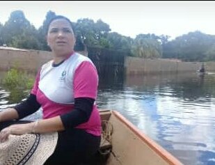 Circuito08's tweet photo. Directora de Zona Educativa Sheila Saavedra en el refugio de la EBN Buena  Vista. Gracias por los donativos @sheieduc @RosangelaOrozco https://t.co/rnRqOgf7ZY