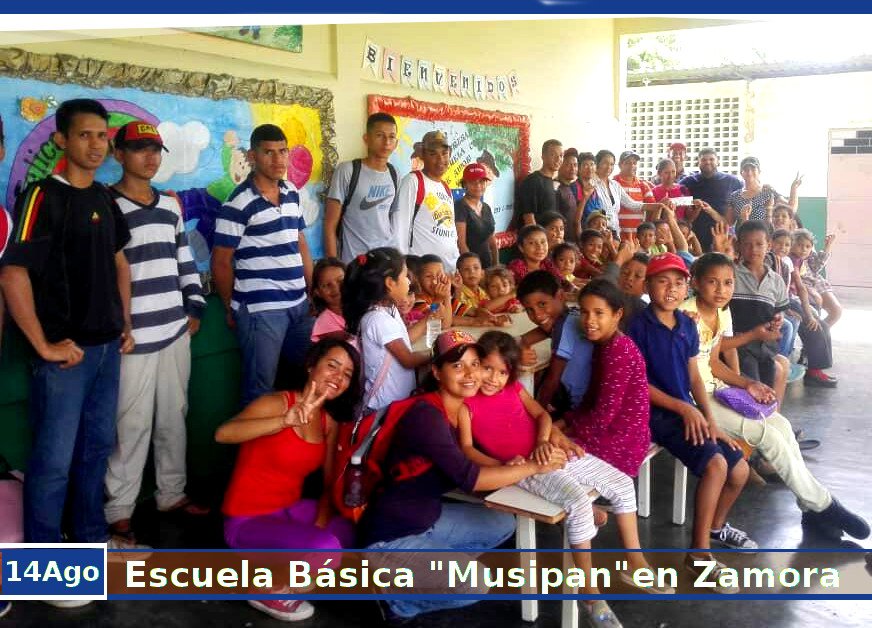 forozamora's tweet photo. #14A Hemos entregado a la Escuela Básica #Musipan un aporte del Fondo Social Zamorano de la Alcaldia de nuestro municipio para el desarrollo del programa #EscuelasAbiertas junto a #ChambaJuvenil @NicolasMaduro @yelitzePSUV_ #Monagas #RevolucionEconomica @pcvsoyman https://t.co/k19VPRGH6t