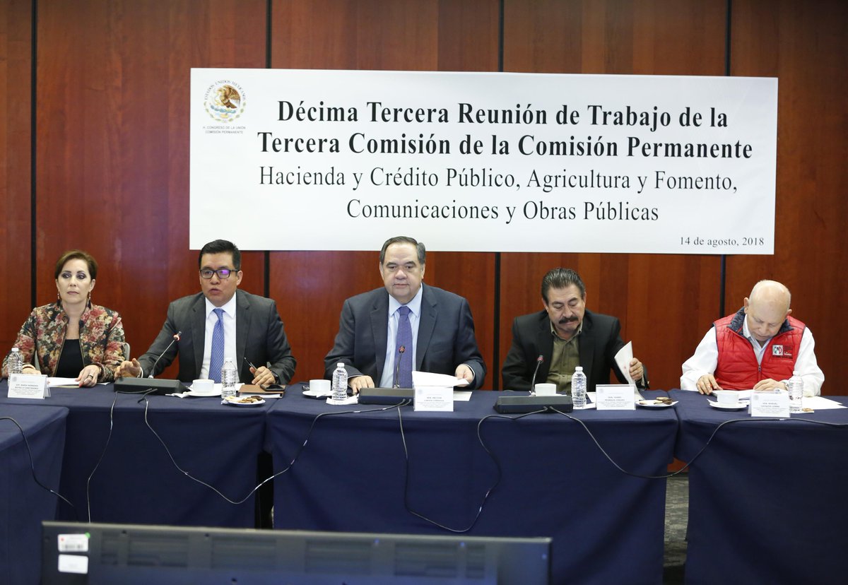 Senadores del PAN tweet media