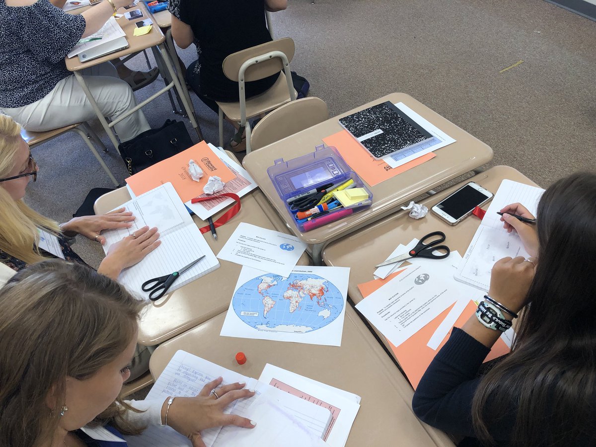 HCPSSElemSci's tweet photo. Welcome to @HCPSS educators! We were so excited to kick off your curriculum sessions at #HoCoNTO! Wishing you a wonderful first year in @HCPSS, filled with science learning and the thrill of watching students explore and discover! https://t.co/QNKOK8oVtC