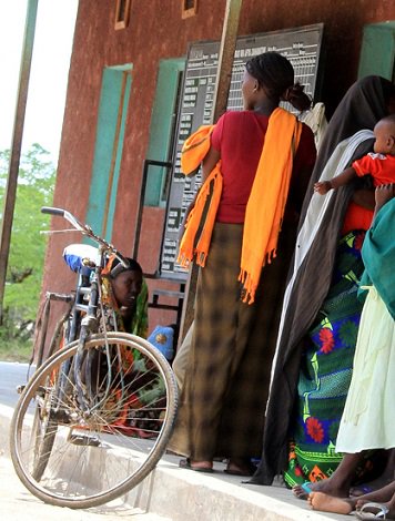PLOSMedicine's tweet photo. ICYMI yesterday: In a discrete choice experiment carried out in Zambia, @elvingeng & coll. study the preferences for treatment provision of #HIV patients lost to care.
https://t.co/cPTlFA6L6P https://t.co/tsGHlP3uGF