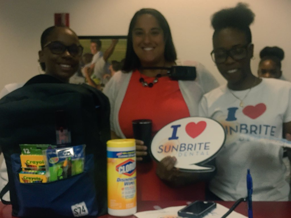 danacrowley228's tweet image. Our Eldorado community is beyond generous! SunBrite Dental stopped by today with school supplies to donate for our students. #1forkids #ehsourhouse #ehscommunity #ehseastside