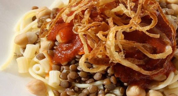 thepalmtreesllc's tweet photo. Kushari vegan dish @saudiinusa @Saudimaryville @SaudiSLU @UsaMbt3theen @KhebratSLU #stl #CHEROKEE #arch #gatewayarch #citymuseumstl #tattoo #vegan #vegetarian #healthyfood #COFFEE #mandi #Lamb #falafel #hummus #saudi https://t.co/tDVPoBKeWH