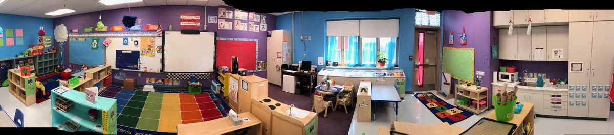 CarlenaSheeran's tweet photo. Casey Munson of @LakewoodBruins is ready &amp; excited to welcome preschool students to her inviting classroom on August 22, 2018! 💙💛 #HCSPreschool #HCSStrongerTogether #ReadyfortheFirstDay https://t.co/YreF2YgPZA