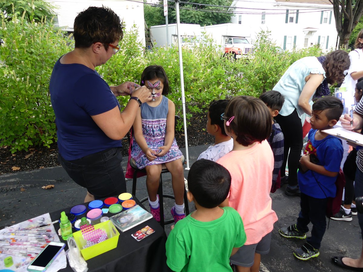 CharlesRiverCH's tweet photo. We had a great turnout at this year's health fair at our Waltham Health Fair 2018. #nationalhealthcenterweek #charlesrivercommunityhealth #healthfair2018 https://t.co/uB3RLCv5cE