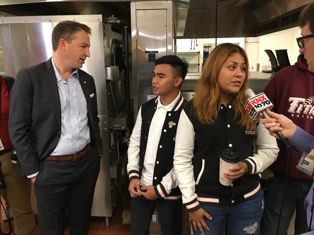 KLCS's tweet photo. It was an early start to the #FirstDayOfSchool for some students, parents and staff who greeted Superintendent @AustinLASchools and board members @Monica4LAUSD and @nickmelvoin at #RoybalLearningCenter #Back2School https://t.co/EzpBx502dA