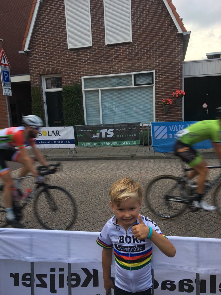 Robbiehaan's tweet photo. 5 years old and a big fan of you #petosagan https://t.co/woFsK5sNT3