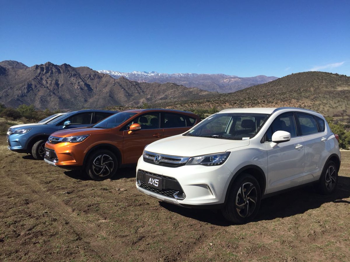 Continuamos con el #testdrive para la prensa especializada del nuevo #AX5 de @dongfengcidef #lanzamiento #mercado #autos #suv Para esta y más informaciones recuerda visitar presslatam.com