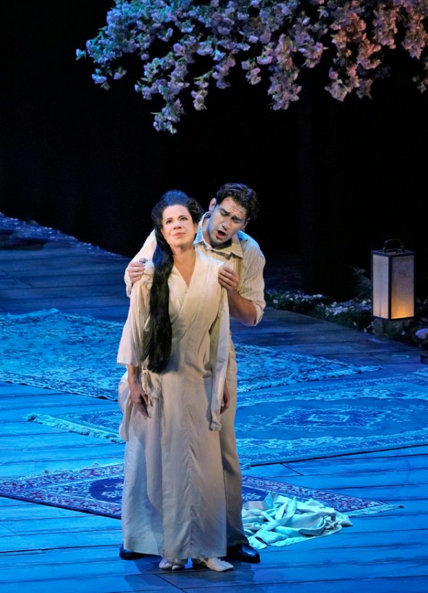 santafeopera's tweet photo. Missed last night's Madame Butterfly. Read what @OperawireNews has to say https://t.co/M7AmEf4Nbw and you'll change your mind and head straight for the Box Office! #sfoButterfly https://t.co/WzzjxFIlFd