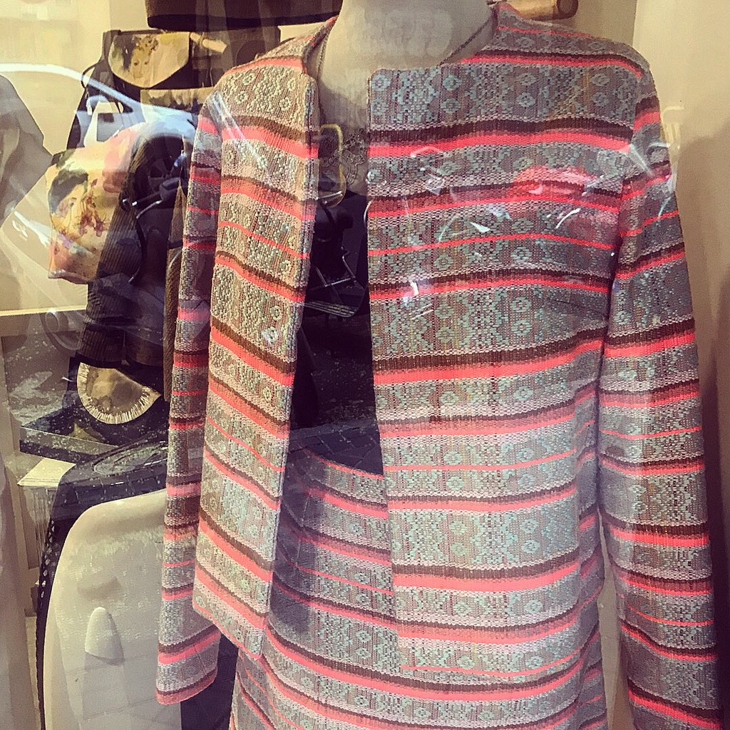 GinTonicGirl7's tweet photo. Visita a mi queridísima @Paloma99KX, una gran amiga de la que estoy orgullosísima, impulsora de @CircularProject bandera de la moda sostenible en Madrid! 💚💚💚 https://t.co/3ugeUYR3Ih