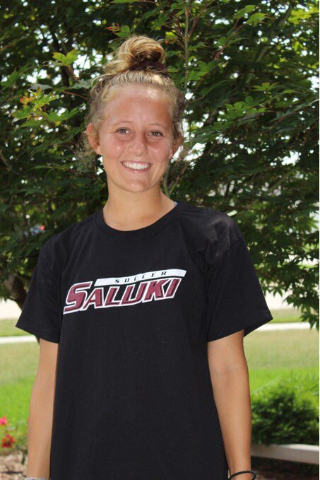 katymquinn's tweet photo. I’m so excited to continue my academic and soccer career at Southern Illinois University- Carbondale! Thank you to my family, teammates and coaches who have helped me get to where I am today! #GoDawgs 🐶❤️⚽️ @SIU_Soccer @LadyIronSoccer @ILFireJrs https://t.co/fZOG3q9PXO