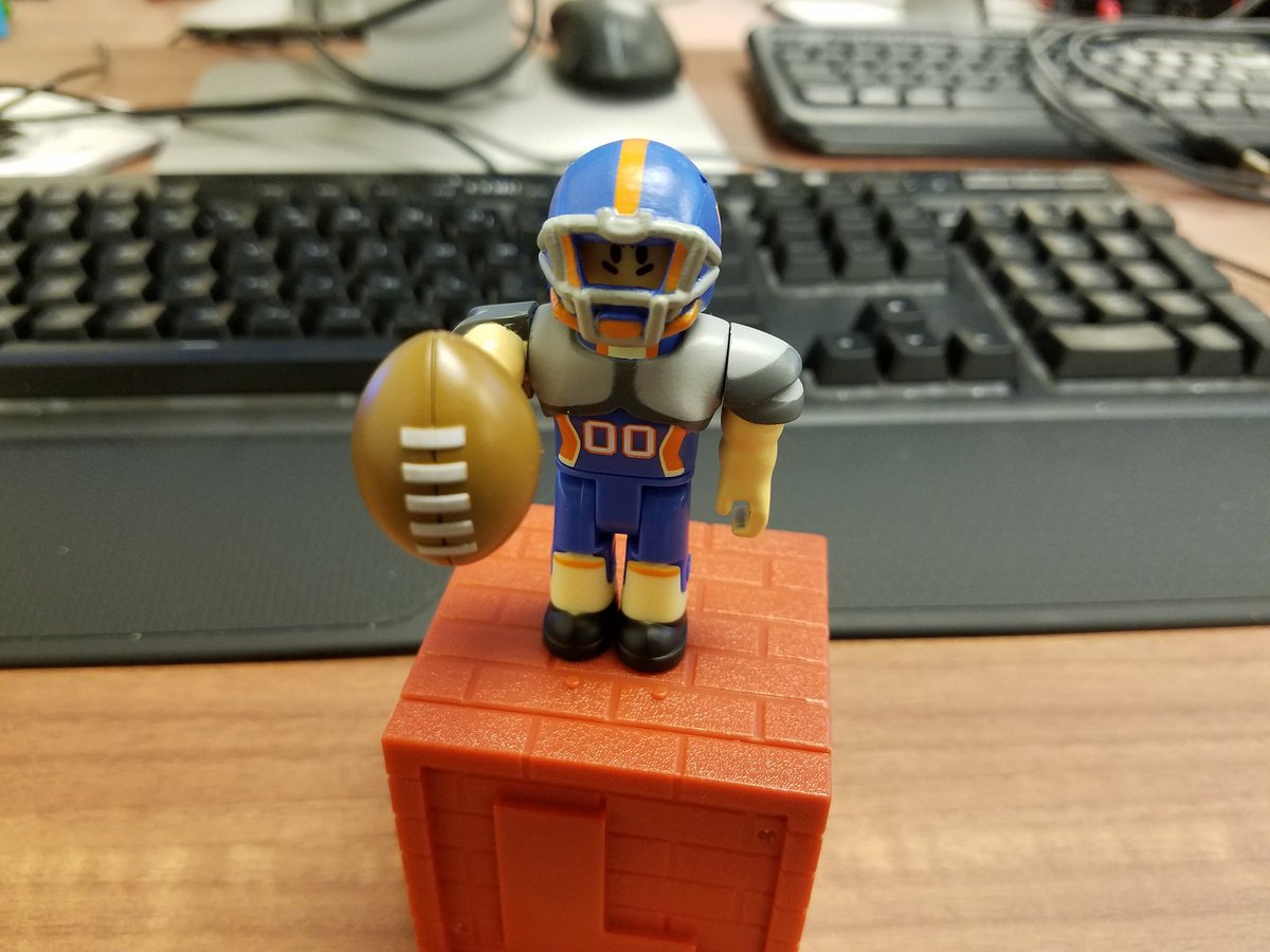 Brian Wilson On Twitter The Collection Keeps Growing Roblox Just Gave Me The New Roblox High School Quarterback Toy Robloxtoys - roblox toys high school