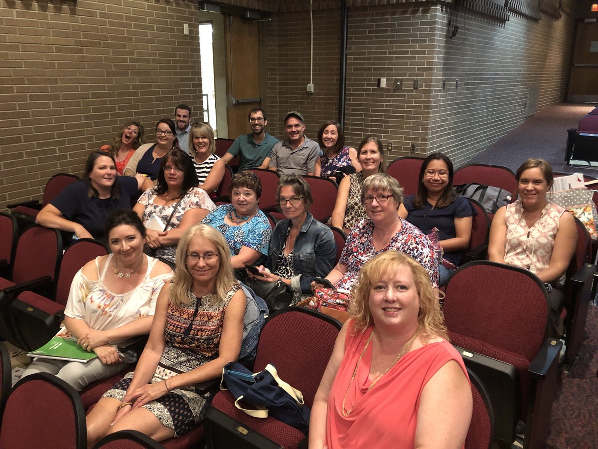 MillerNatalie3's tweet photo. Getting ready for a great year!  #ThomsonRocks https://t.co/9KQEOEbzAJ