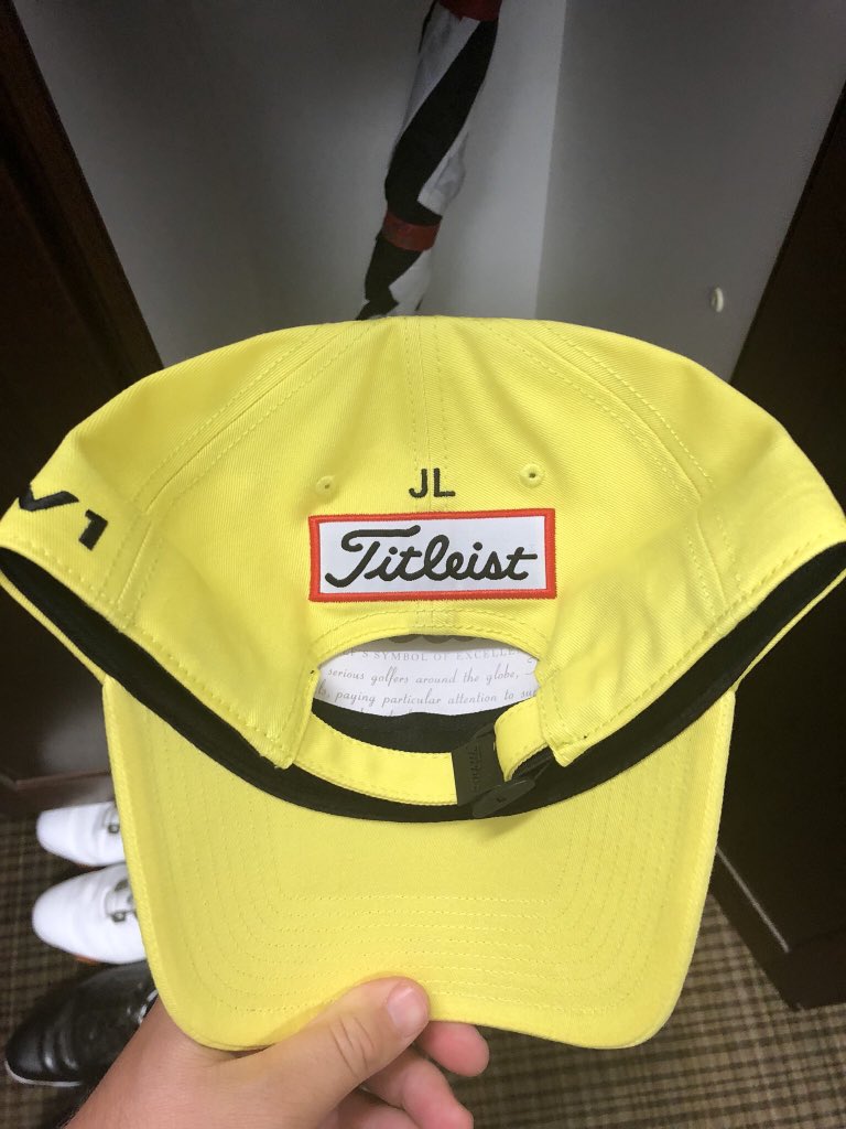 titleist yellow hat