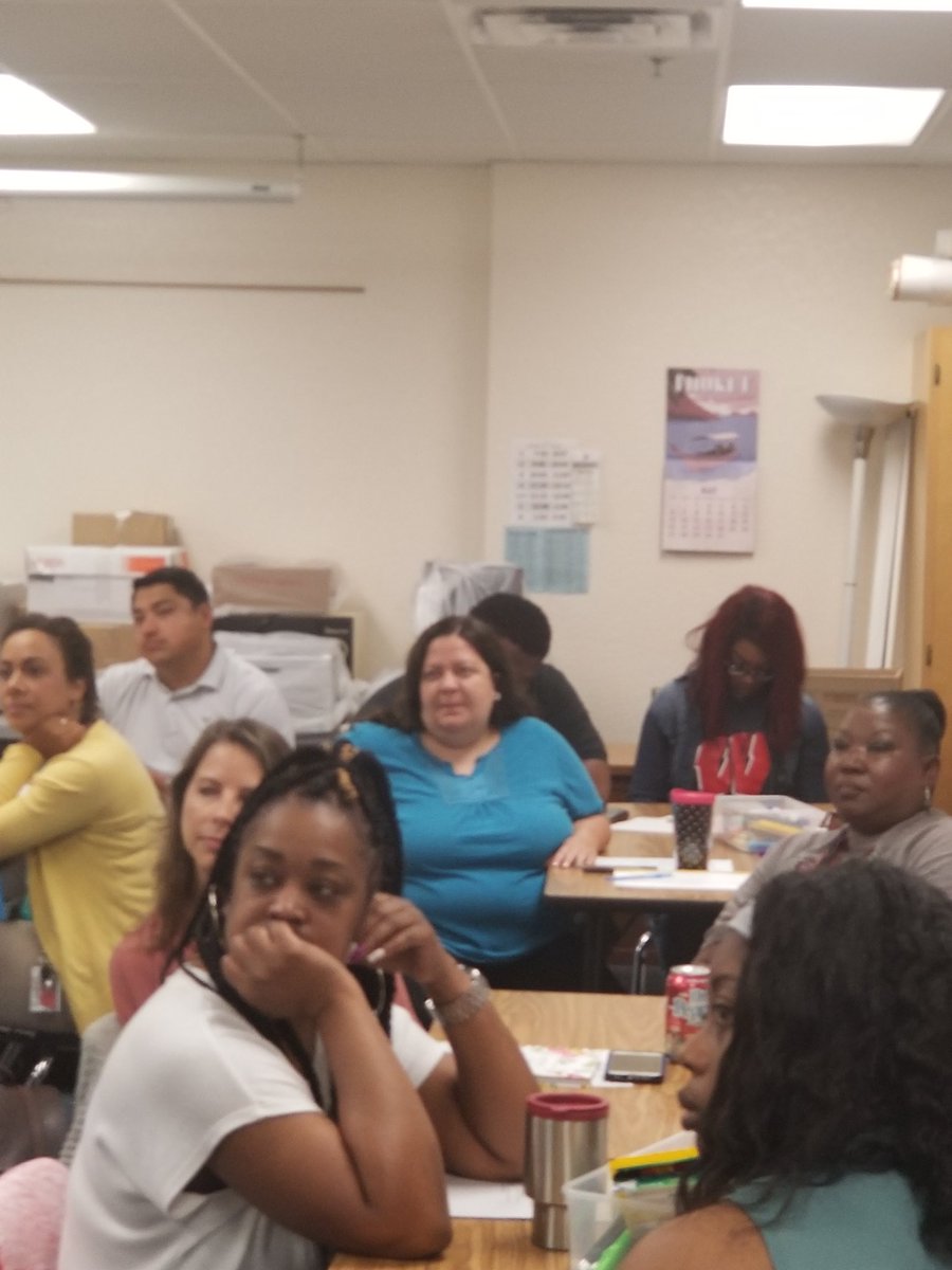 Lowanna Jones tweet media