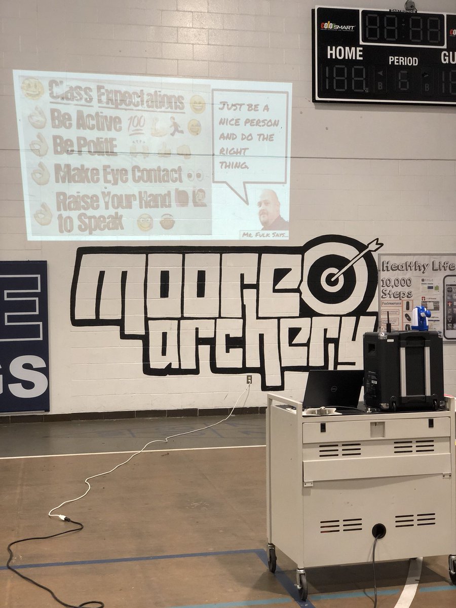 kylemckune's tweet photo. We are ready to go in the #moorepe program. Thanks @RobFulk for the bits of advice in our 1st day presentation. #KNOWmoore https://t.co/6Avz8xHXlj