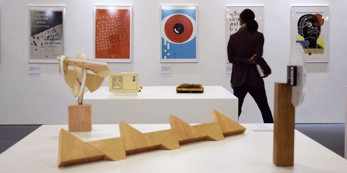 DesignApplause's tweet photo. #chicagodesignmuseum @ChiDM reimagines container corporation of america’s stunning advertising campaign, ‘great ideas of western man, great ideas of humanity’ thru 18august #greatideaschi https://t.co/IKV6OQmlDV https://t.co/ldZhMfiHSM