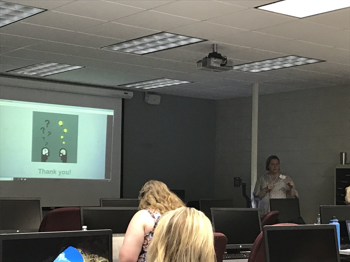 Timothy_C_Lee's tweet photo. EduGuide for SEL, great session!  #HSET18 https://t.co/telR5AXEfD