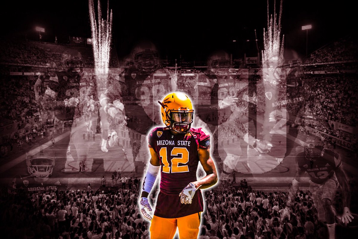 CBdesigns13's tweet photo. College Football coming soon👀 @Official_JHump https://t.co/n4I9aw1TPB