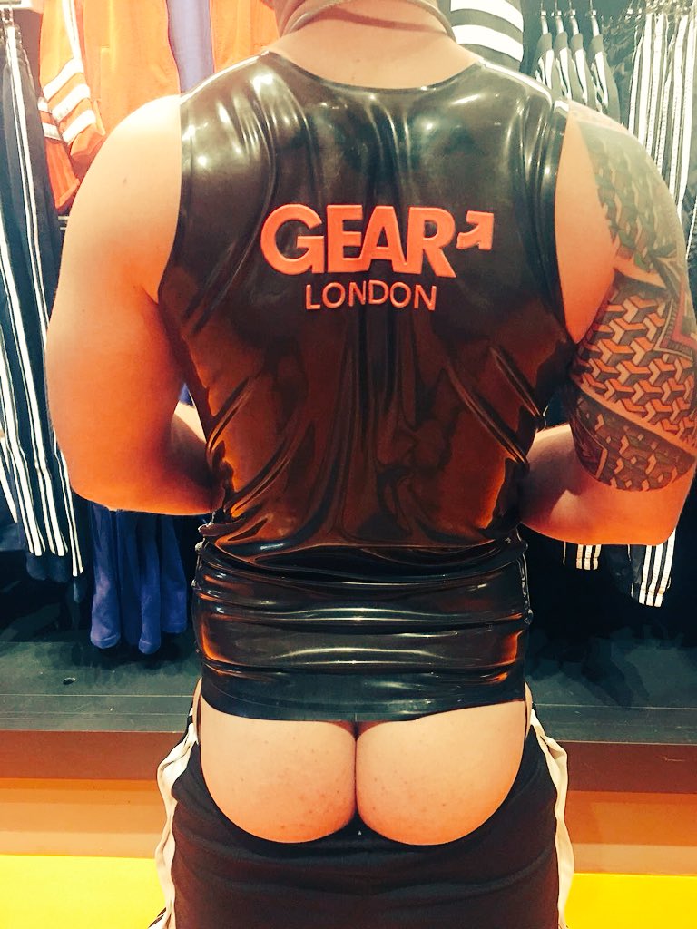GEAR Berlin (@gearlondon) on Twitter photo Our GEAR <a href="/RubAddiction/">RubAddiction Berlin</a> Tank on <a href="/CollaredBoi/">Collaredboiuk</a> looking 🔥🔥🔥👌🏽#gearlondon #gearberlin #RubAddiction #rubberfetish #adidasfetish Our GEAR <a href="/RubAddiction/">RubAddiction Berlin</a> Tank on <a href="/CollaredBoi/">Collaredboiuk</a> looking 🔥🔥🔥👌🏽#gearlondon #gearberlin #RubAddiction #rubberfetish #adidasfetish