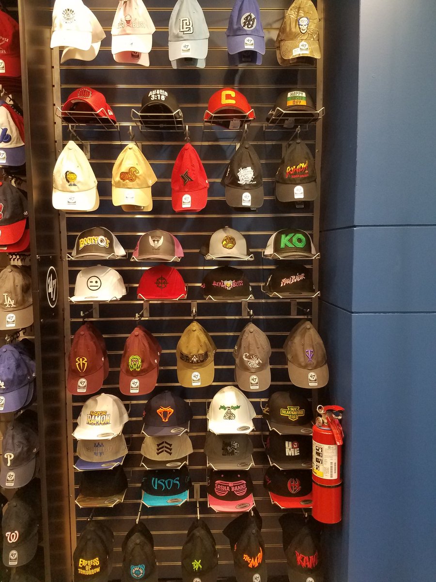 Lids out here repping some of the best like @XavierWoodsPhD <a href="/CarmellaWWE/">Mella Is Money 🤑</a> and <a href="/WWERollins/">Seth Rollins</a> which is great and all, but now they need to get smart and carry my stuff!