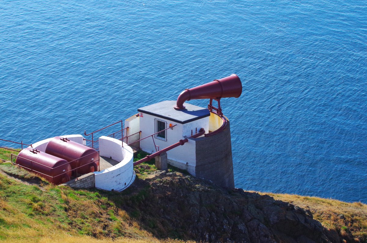 Click on the link for the latest news from Mull of Galloway and the restarting of the foghorn ww2.rspb.org.uk/community/plac… <a href="/MullofGalloway/">Mull of Galloway</a> <a href="/RSPBGlasgow/">Giving Nature a Home Glasgow</a>