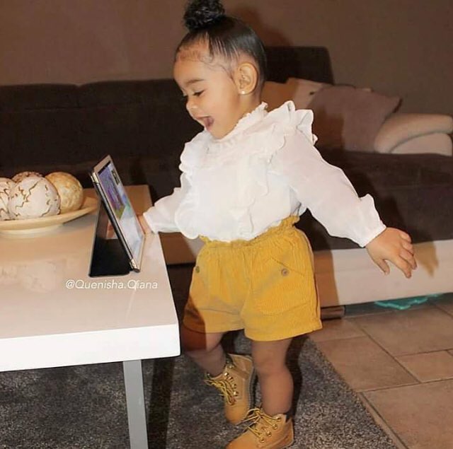 SKay_SA's tweet photo. This is so damn cute.😍🌹❤️ https://t.co/SnIM9BO1ga