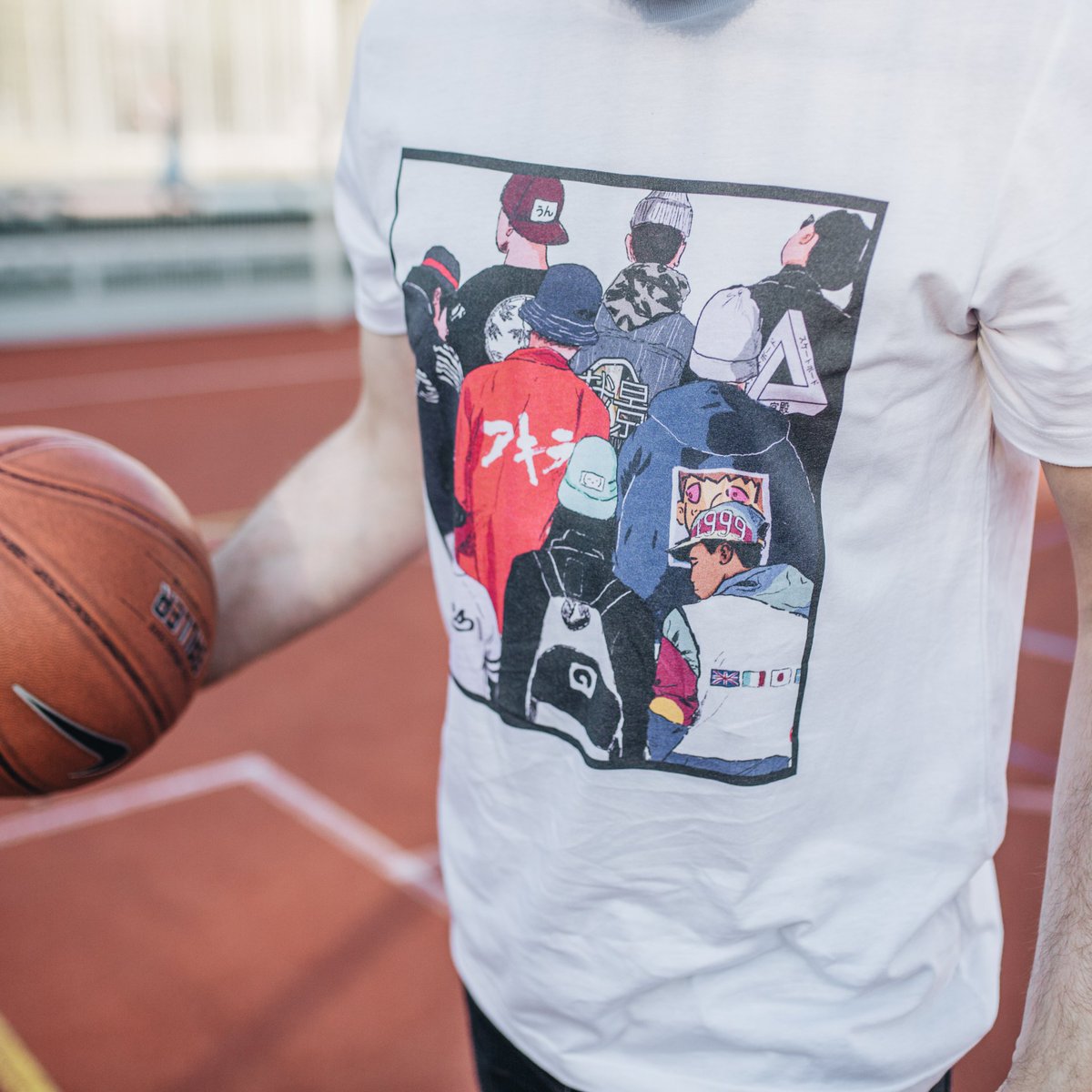 inktale's tweet image. 90's vibes 🏀
T-shirt design by o-nei-ric
Shop 90's inspired clothing and accessories here: inktale.com/collections/90…