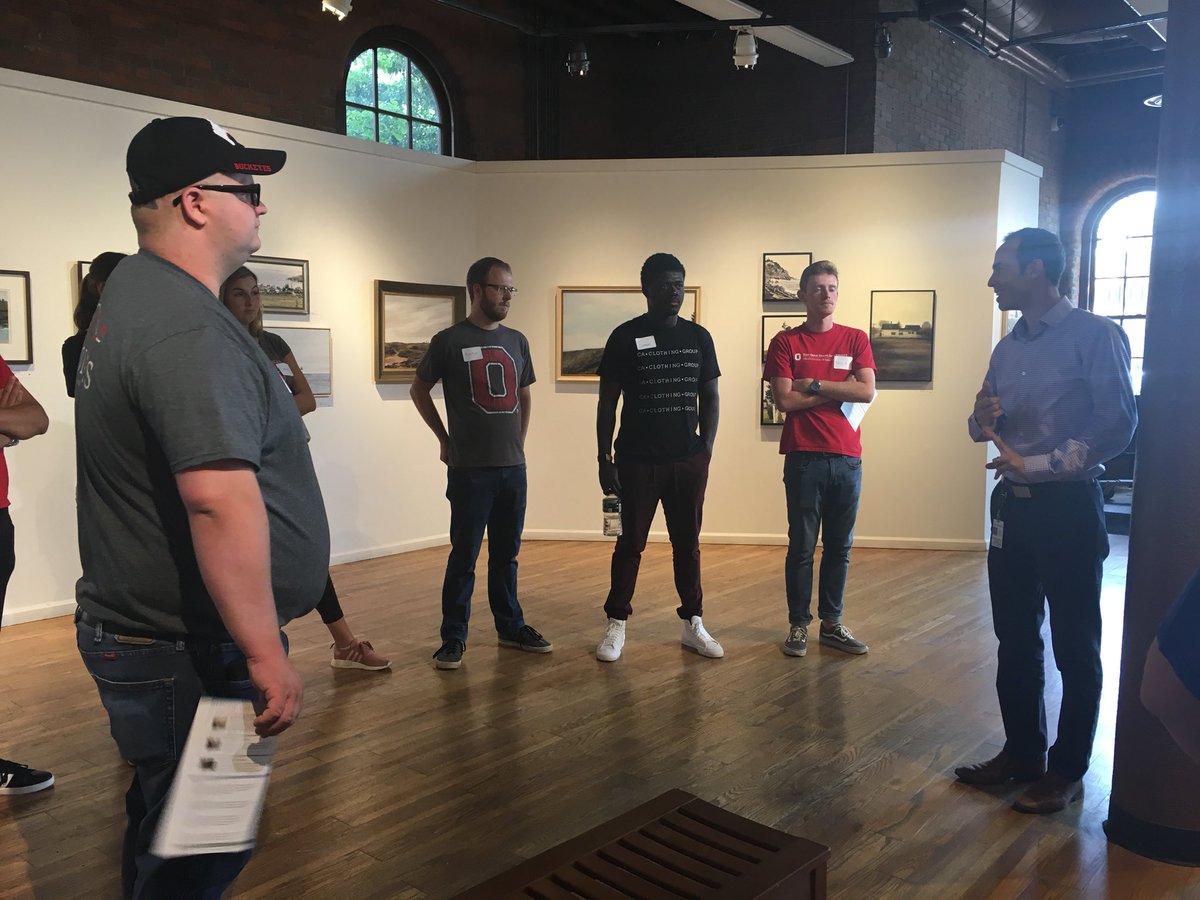 JenPelletier's tweet photo. Built in 1860s, this is one of the oldest buildings in the city...formerly an armory, from guns to paintbrushes #CollegeinCBUS #Bus13 #KindColumbus https://t.co/PuYu5w6tFa
