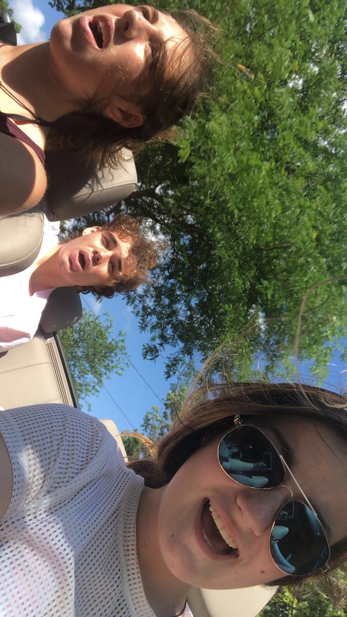 catiezahn's tweet image. happy bday alex!!🎂🤪 thanks for babysitting for me &amp;amp; scheming w me👫🧡 hope it’s great!! #ripfix #pennyandpercy #maggie @alex_pauer