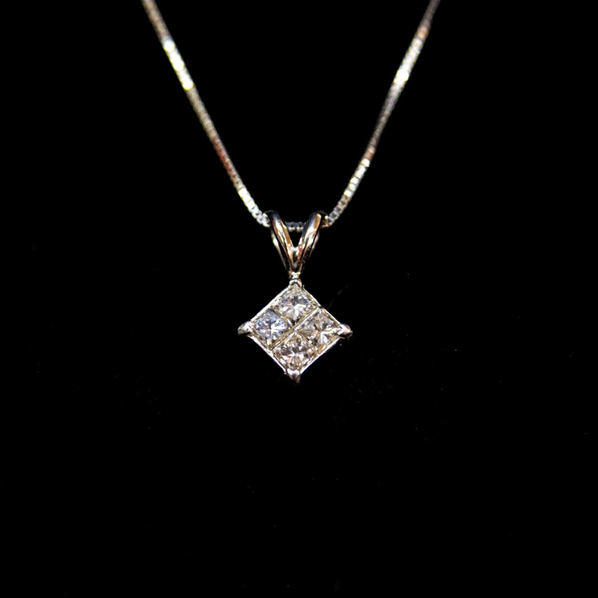 CRDiamondCA's tweet photo. Each piece has a beautiful story behind it. https://t.co/oCKn58NMdX https://t.co/6ufrcc79y9