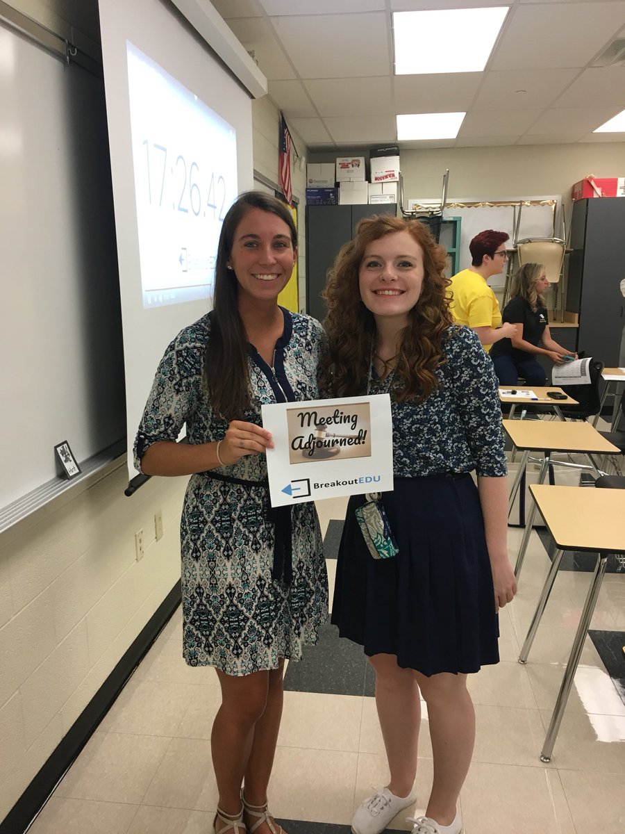 mrs_taylorRL's tweet photo. #rledtech18 girls VS boys in our first @breakoutEDU of the day. Naturally the girls won. https://t.co/qeLNHIvCXv