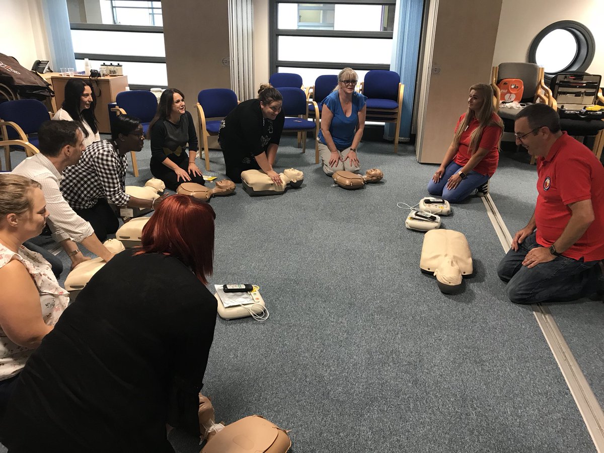 SarahGrout's tweet photo. It’s been a busy day as a @HeartstartMVN Trustee #ThreeCountiesHour this a.m hosted @MeltonSupport and @bbchw’s @toniearlybird and @Elliottjwebb at CPR &amp; defibrillator training &amp; now just dashing off to a session hosted by @ColwallWingsWI https://t.co/wi2xQPbAkQ