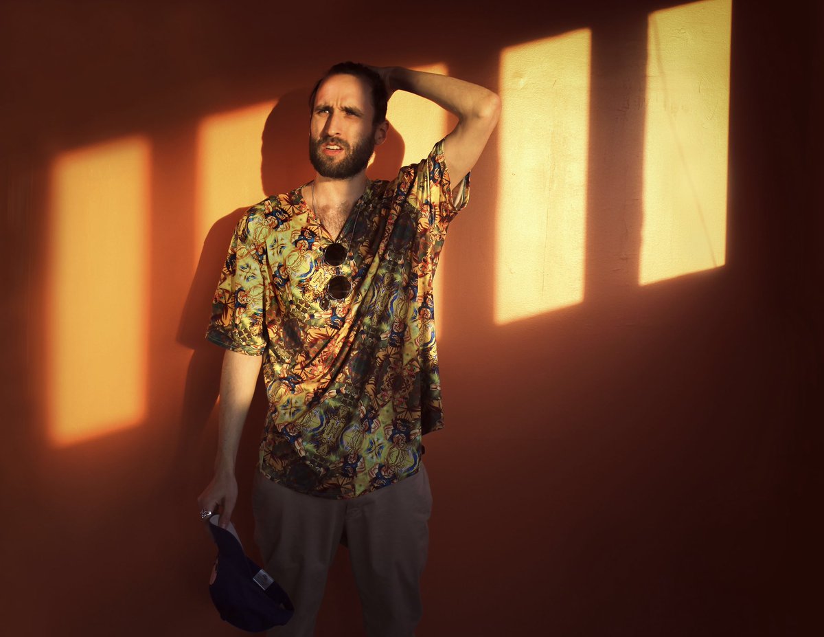 Guess what sweeties I’m dropping my new EP this FRIDAY 8/17 on <a href="/WakaanOfficial/">wakaanofficial</a> !!!!!!!! cannot WAIT to share this next chapter of 5 new songs with y’all. Got some pretty sick features on it too 😜💓 #ChrondorEP