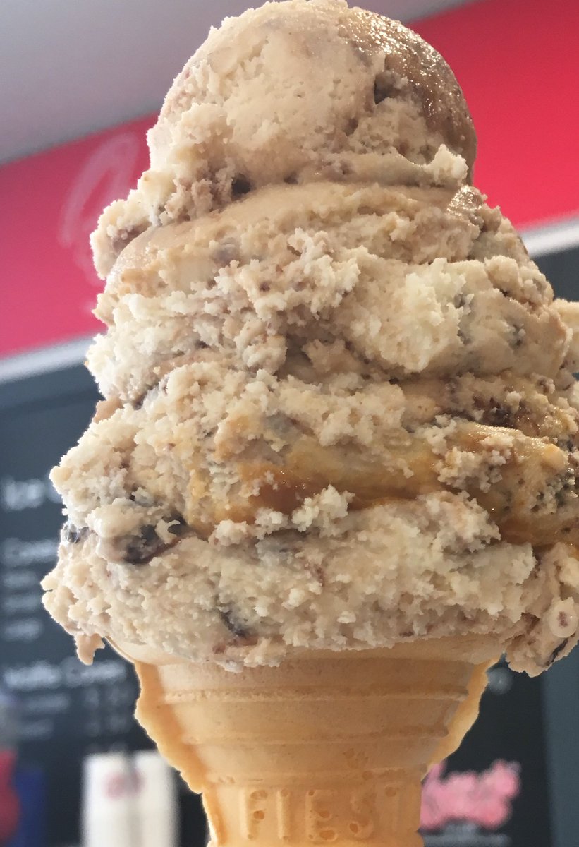 Today our super chefs have created our Brownie &amp; Caramel Ice Cream. It’s an absolute winner. Come and get it <a href="/NIFoodBlogger/">#NIFoodBlogger ❂</a> <a href="/Food_NI/">Food NI</a> #nbelfasthour