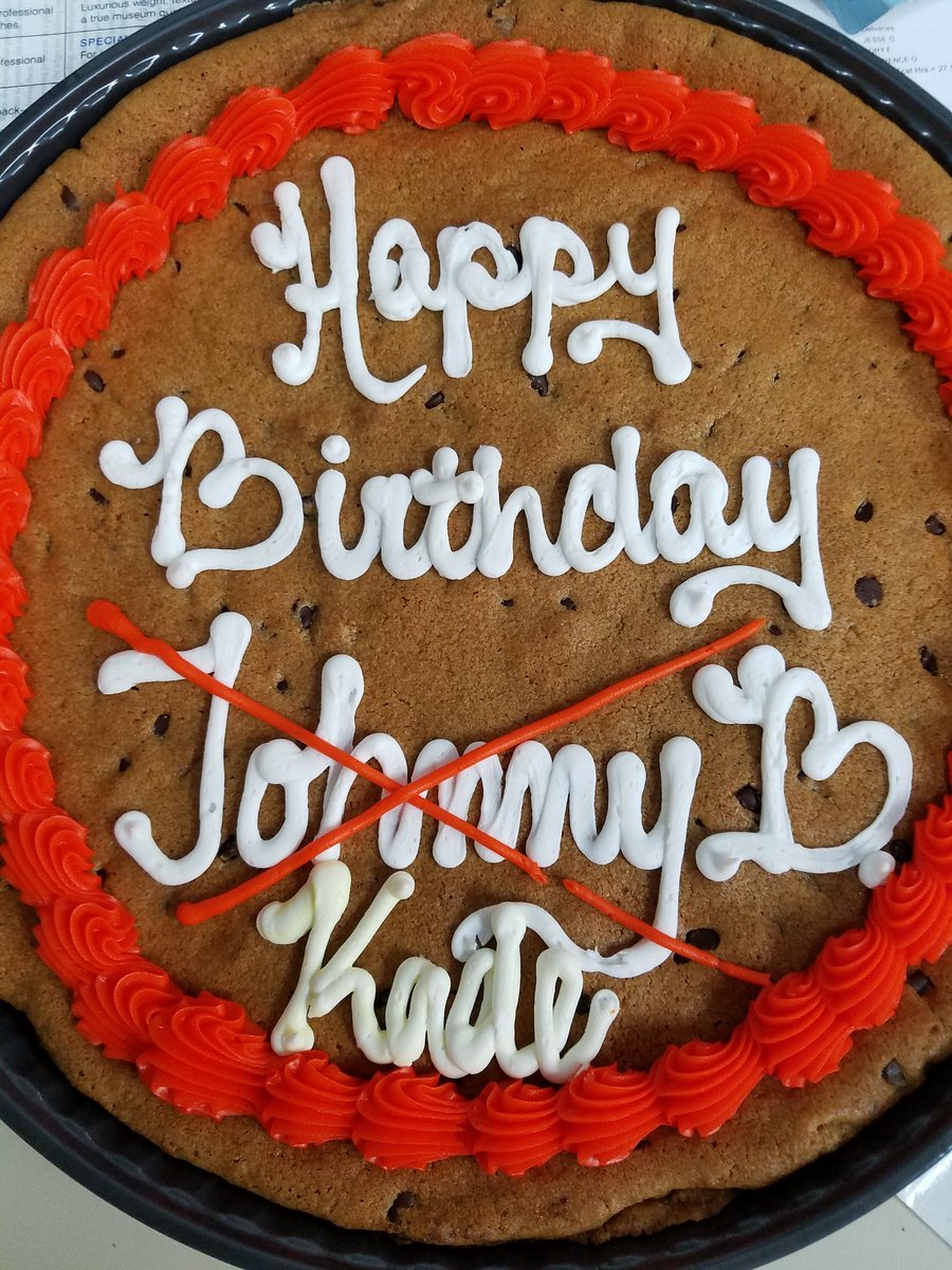 gwenthayer1's tweet photo. Celebrating August Birthday even Johhny B. And Kade @ArelonT @THD0501 @derekpnorton @Johnny_B_LLC @KadeKasner @Donohoo_C @zoebeth34 https://t.co/yQ0il2awDf