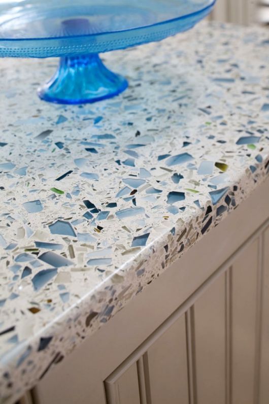 ArtyPatterns's tweet photo. Just Pinned to Tiles and Surfaces: Use recycled glass to create a wonderful terrazzo countertop. https://t.co/rVs9Vb8Akg https://t.co/FxCHsNfYwA https://t.co/UalS8reLi2