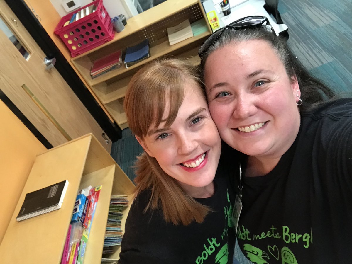 apayneteacher's tweet photo. First back to school in our new rooms!! Can’t wait for an awesome year!! 💜💜 #sjsdproud @LindberghSchool https://t.co/iE0T9GHREg