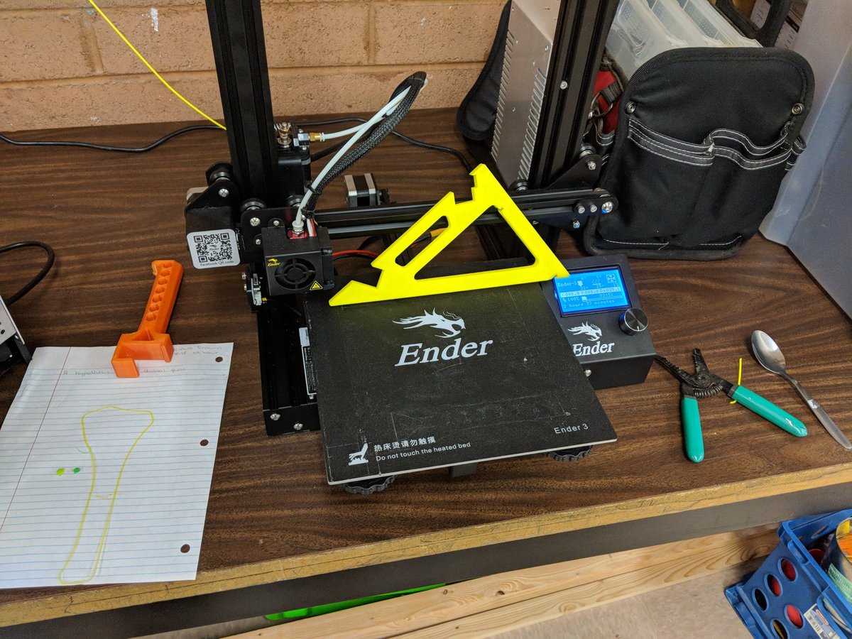 mrcarrellsci's tweet photo. Printer 1 of 3 is back up and running after the catastrophic failure of filament holder brackets. Time to fix #2. #morebrackets https://t.co/n4AxgWXUj7